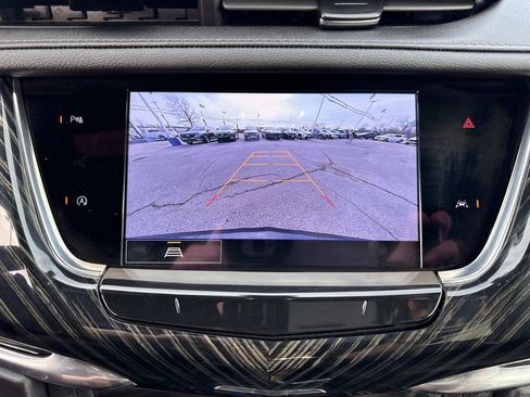 Used 2023 Cadillac XT6 Premium Luxury image 19