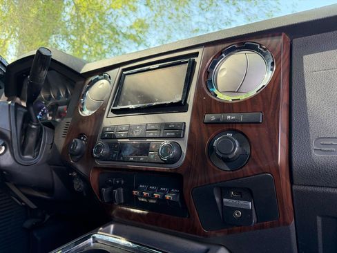 Used 2012 Ford F350 Lariat w/ FX4 4X4 Off-Road Pkg image 22