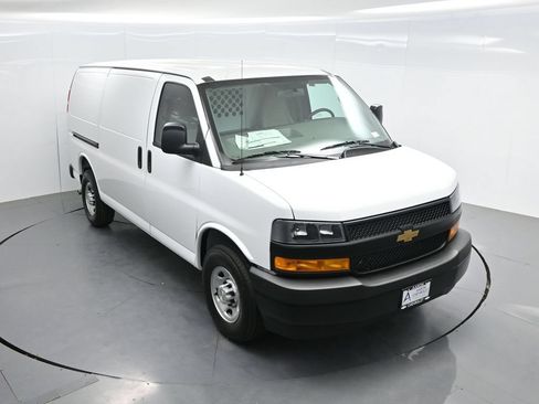 New 2026 Chevrolet Express 2500 w/ Driver Convenience Package RWD image 57