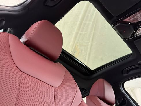 Used 2026 BMW 330i Sedan RWD image 16