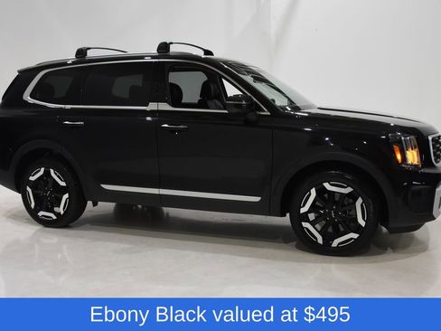 Used 2025 Kia Telluride S image 4