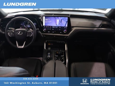 Used 2024 Lexus TX 350 AWD w/ Captains Chair Package image 21