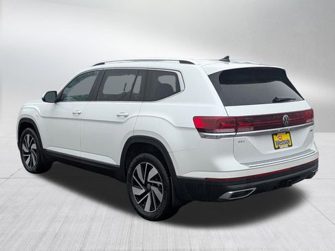New 2026 Volkswagen Atlas SEL image 2