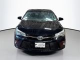 Used 2016 Toyota Camry SE image 2