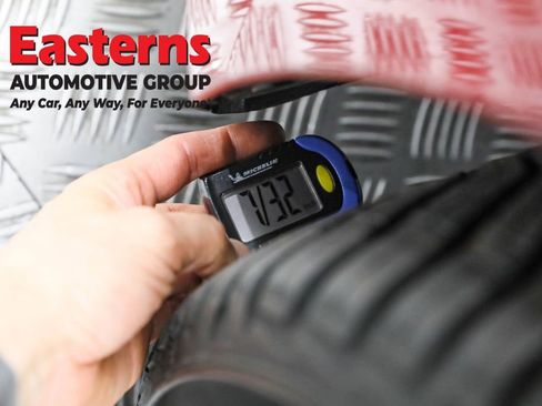 Used 2019 Tesla Model 3 Performance image 24