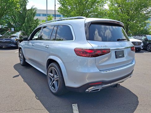New 2025 Mercedes-Benz GLS 450 4MATIC image 4