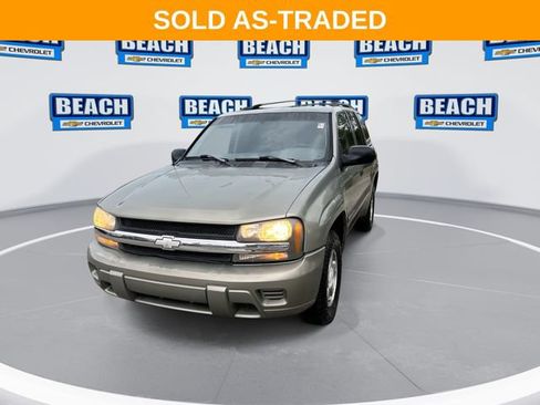 Used 2004 Chevrolet TrailBlazer LS w/ LS Preferred Equipment Group RWD image 3