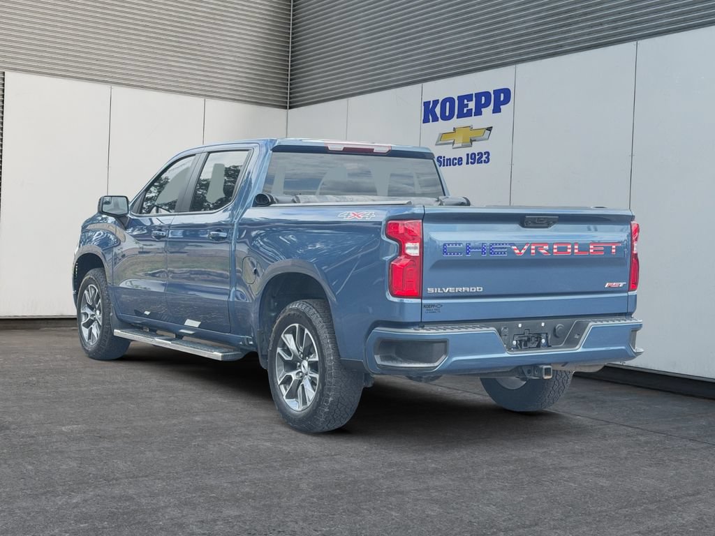 Used 2024 Chevrolet Silverado 1500 RST AWD/4WD image 3
