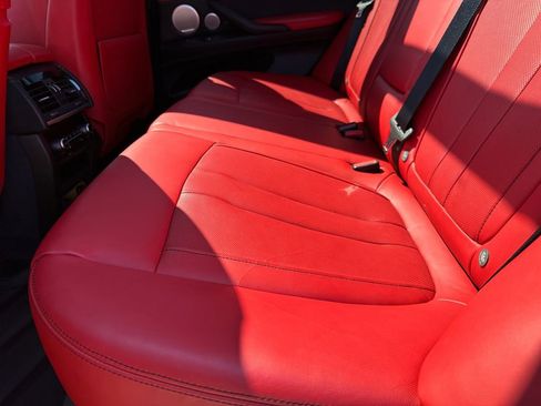 Used 2018 BMW X5 M AWD/4WD image 18