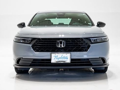Used 2024 Honda Accord Sport image 4