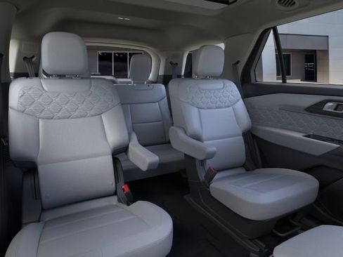 New 2026 Ford Explorer Platinum AWD/4WD image 11