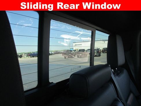 Used 2022 GMC Sierra 1500 AT4 w/ AT4 Premium Package image 29