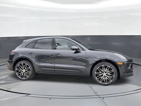 New 2026 Porsche Macan AWD/4WD image 7