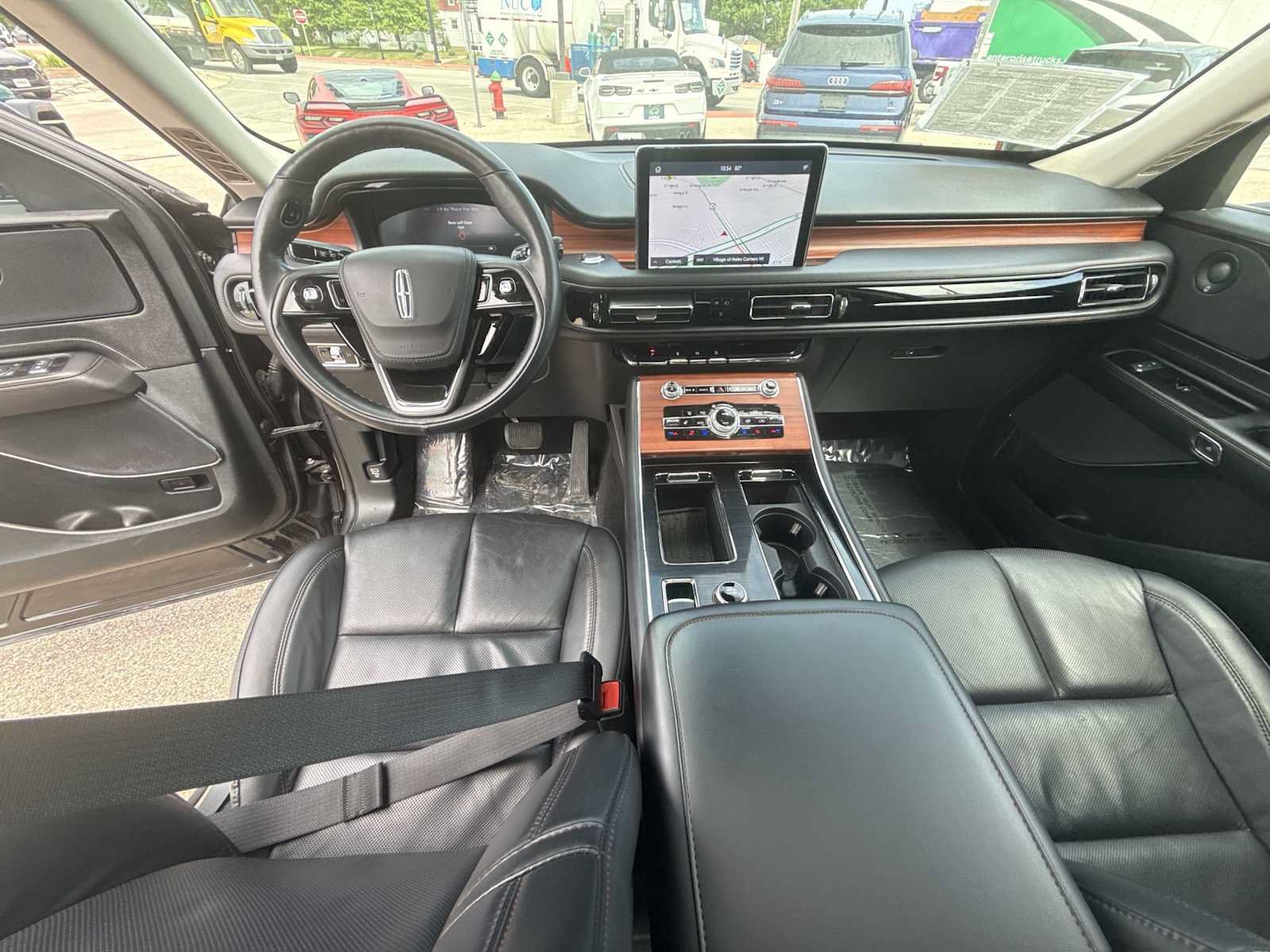 Used 2024 Lincoln Aviator Reserve AWD/4WD image 21