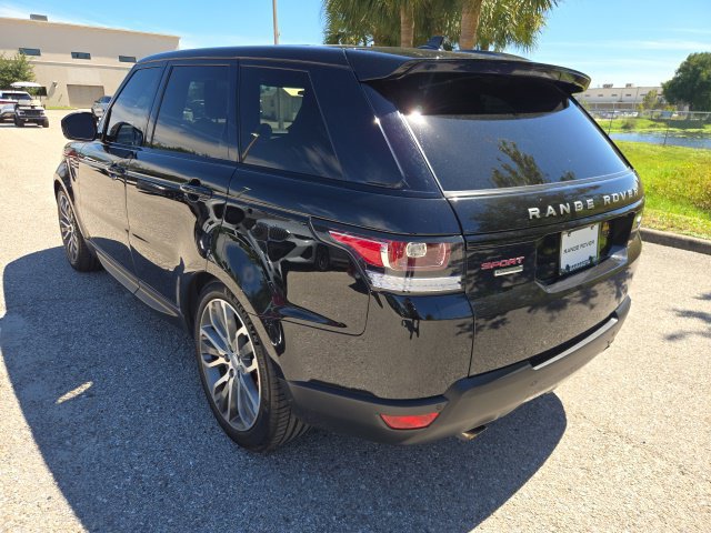 Used 2016 Land Rover Range Rover Sport Supercharged AWD/4WD image 3