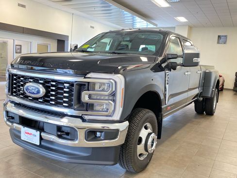 New 2026 Ford F350 Lariat w/ Lariat Ultimate Package AWD/4WD image 4