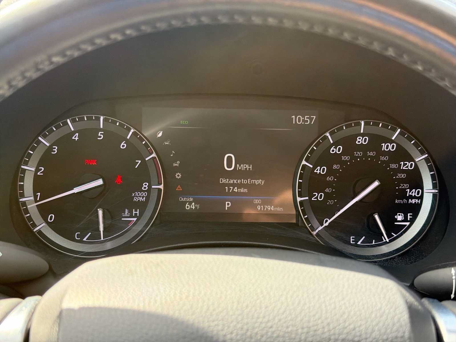 Used 2020 Toyota Highlander XLE AWD/4WD image 27