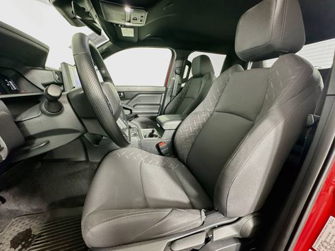 Certified 2026 Toyota Tacoma SR5 AWD/4WD image 21