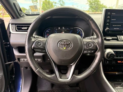 Used 2020 Toyota RAV4 XSE AWD/4WD image 25