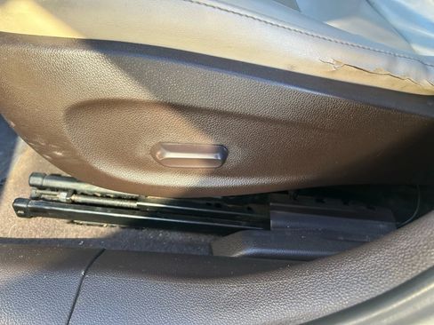 Used 2016 Chevrolet Cruze LTZ w/ Enhanced Safety Package image 20