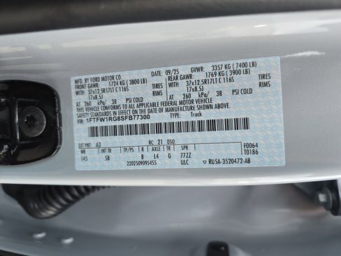 Used 2025 Ford F150 Raptor image 39