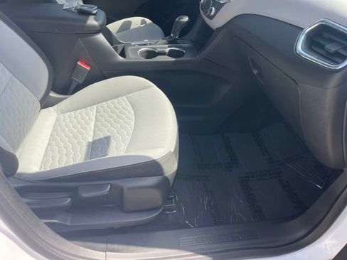 Used 2019 Chevrolet Equinox LT FWD image 32
