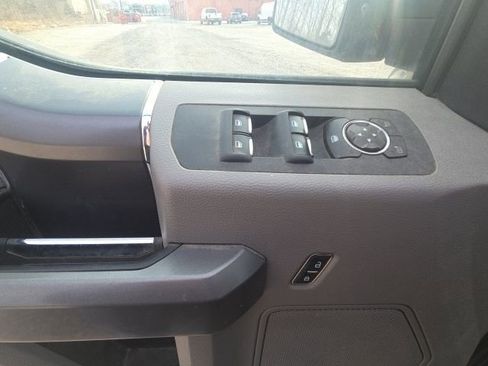 Used 2016 Ford F150 XLT w/ Equipment Group 302A Luxury image 21