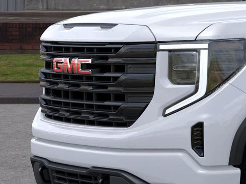 New 2025 GMC Sierra 1500 Elevation image 13