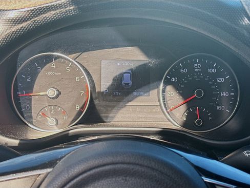 Used 2020 Kia Sportage LX image 9