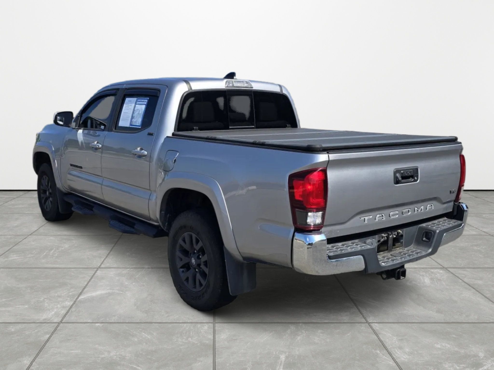 Used 2021 Toyota Tacoma SR5 RWD image 6