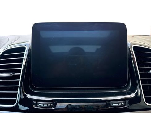 Used 2017 Mercedes-Benz GLS 550 4MATIC image 15
