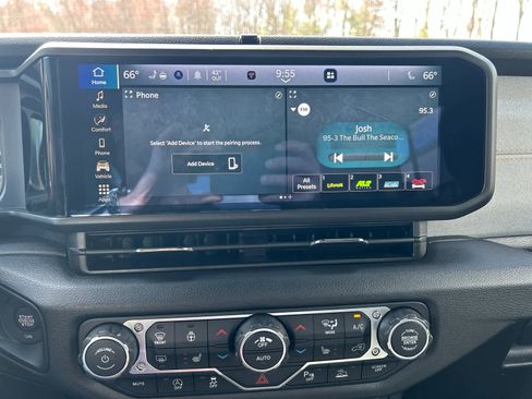 Used 2026 Jeep Wrangler Unlimited Sport AWD/4WD image 25