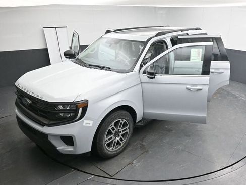New 2026 Ford Expedition Active AWD/4WD image 33