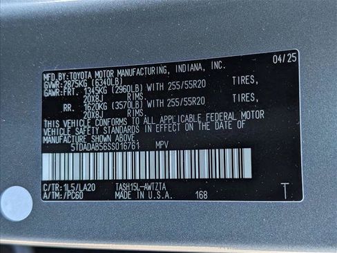 Used 2025 Toyota Grand Highlander AWD Hybrid image 30