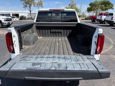 Used 2021 GMC Sierra 1500 SLT RWD image 5