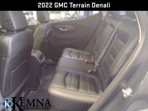 Used 2022 GMC Terrain Denali image 27