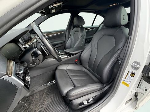 Used 2020 BMW 530i 530i w/ Convenience Package image 19