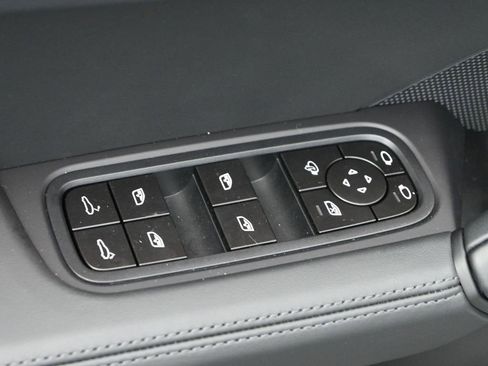 New 2026 Porsche Cayenne Coupe image 20