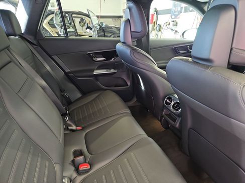 New 2026 Mercedes-Benz GLC 300 4MATIC image 11