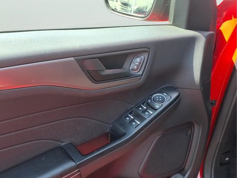 Used 2024 Ford Escape Active FWD image 9