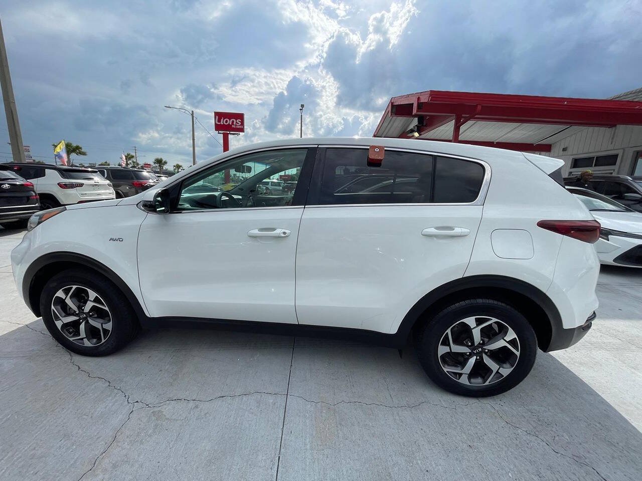 Used 2020 Kia Sportage LX w/ LX Popular Package AWD/4WD image 7