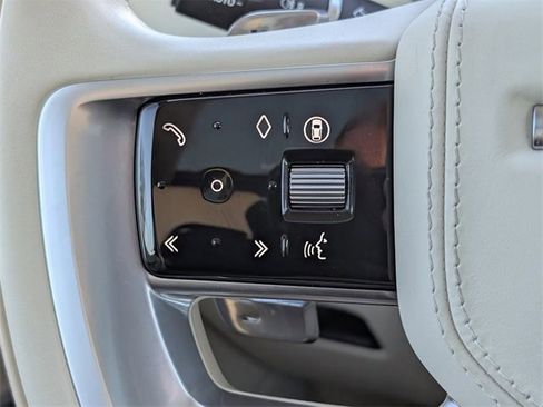 Used 2024 Land Rover Range Rover Long Wheelbase Autobiography image 21