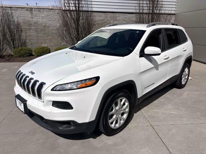 Used 2017 Jeep Cherokee Latitude w/ Comfort/Convenience Group