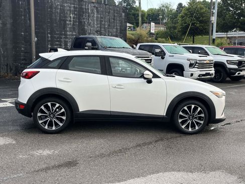 Used 2019 MAZDA CX-3 Touring w/ Preferred Equipment Package FWD image 4