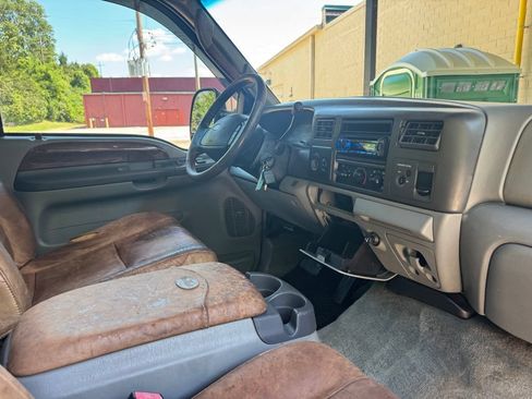 Used 2004 Ford F350 XLT AWD/4WD image 22