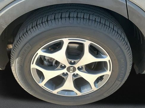 Used 2021 Kia Telluride EX w/ Towing Package image 8