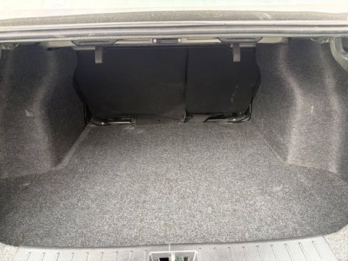 Used 2025 Nissan Versa SR w/ Trunk Package FWD image 28