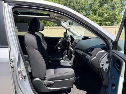 Used 2018 Subaru Forester 2.5i Premium AWD/4WD image 27