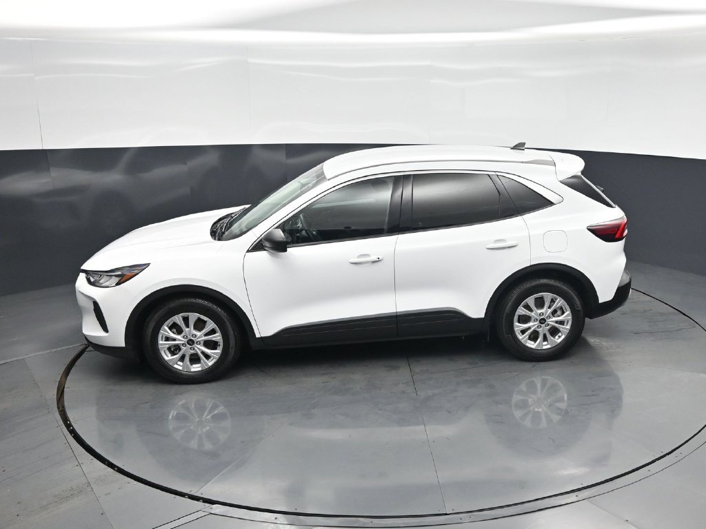 Certified 2023 Ford Escape Active FWD image 30