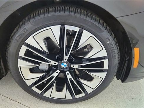 Used 2025 BMW 540i xDrive image 59